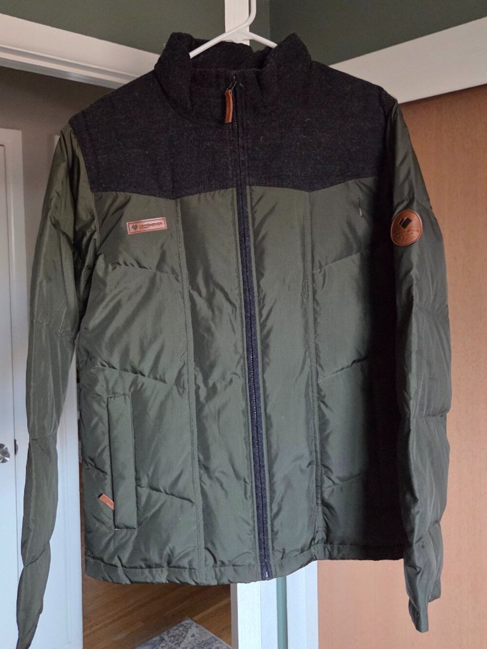 Obermeyer Men's Forest Down Jacket - MEDIUM